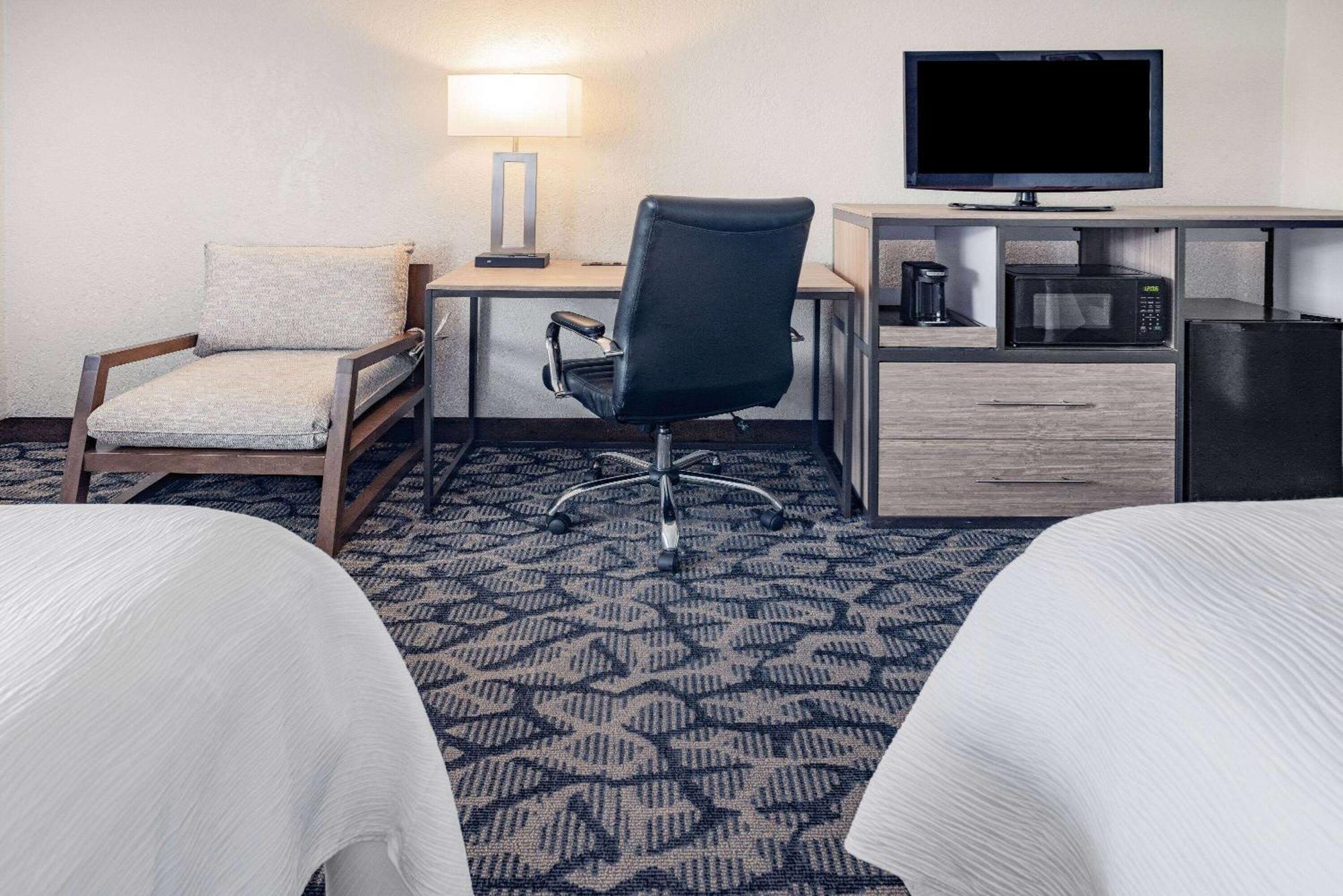 รามาดา บาย วินด์แฮม เวสต์ แอตแลนติกซิตี้ Hotel เอ้กฮาร์เบอร์ ทาวน์ชิป ภายนอก รูปภาพ